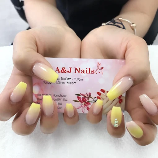 Luxury Gel Nail Art Design